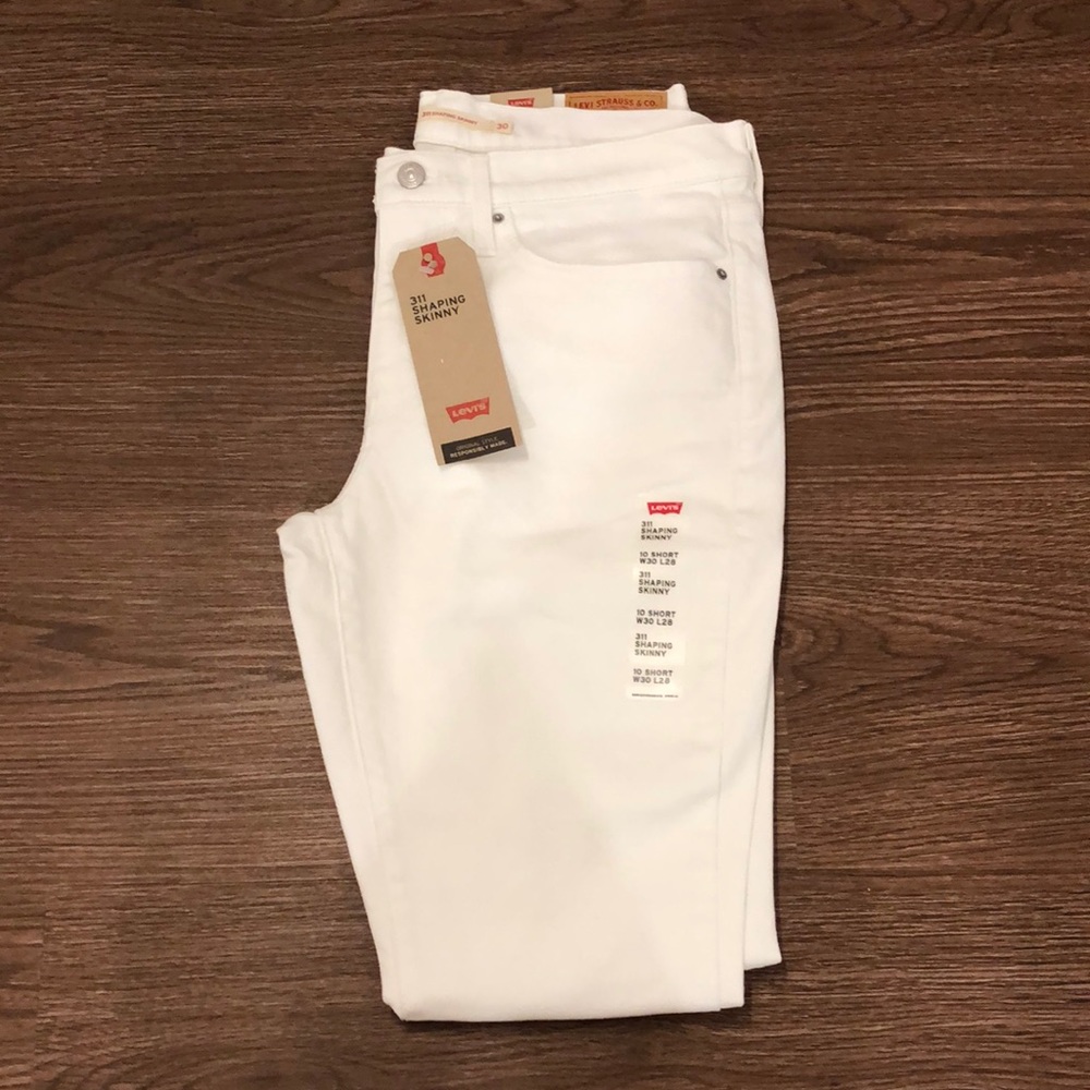 Levi's Women's 311 Shaping Skinny Jeans
